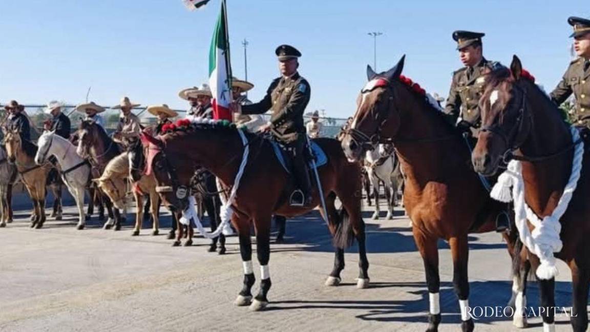 Cierran Puente Internacional de Piedras Negras por recorrido de la cabalgata La Grande