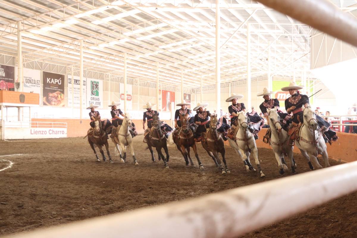 $!Reñida final le da el triunfo a Huajuco Santa Elena en el XI Campeonato Nacional de la Manzana