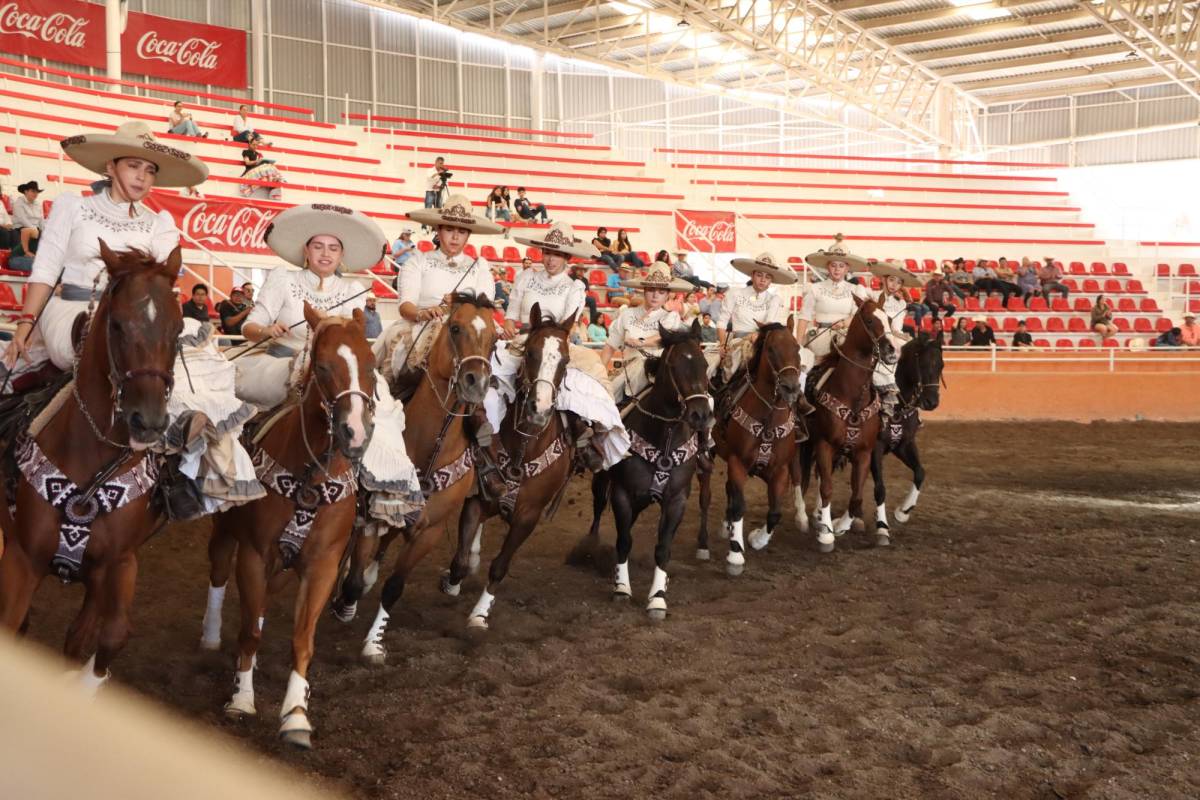 $!Reñida final le da el triunfo a Huajuco Santa Elena en el XI Campeonato Nacional de la Manzana