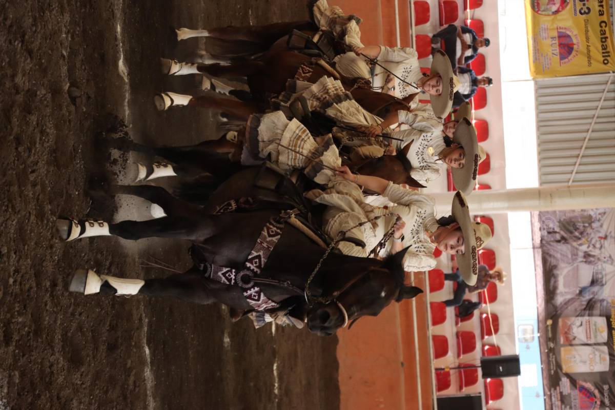 $!Reñida final le da el triunfo a Huajuco Santa Elena en el XI Campeonato Nacional de la Manzana