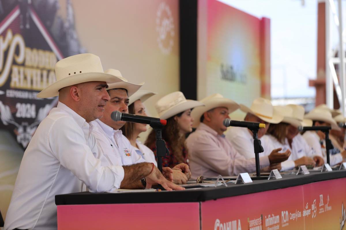 $!Mario Mata Quintero, director de fomento económico de Saltillo habló de la importancia económica de este evento.