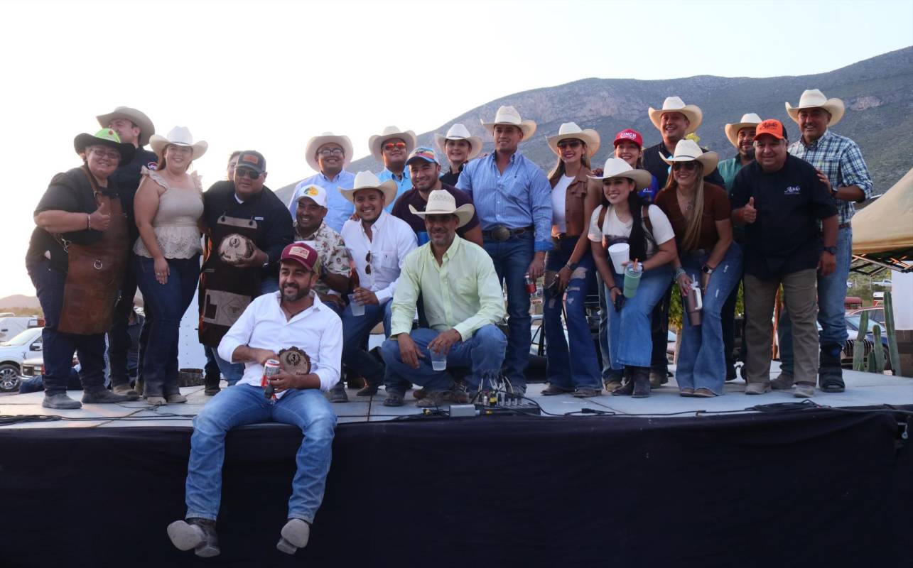 $!Ocho equipos participaron en el concurso de ribeye en Arteaga.