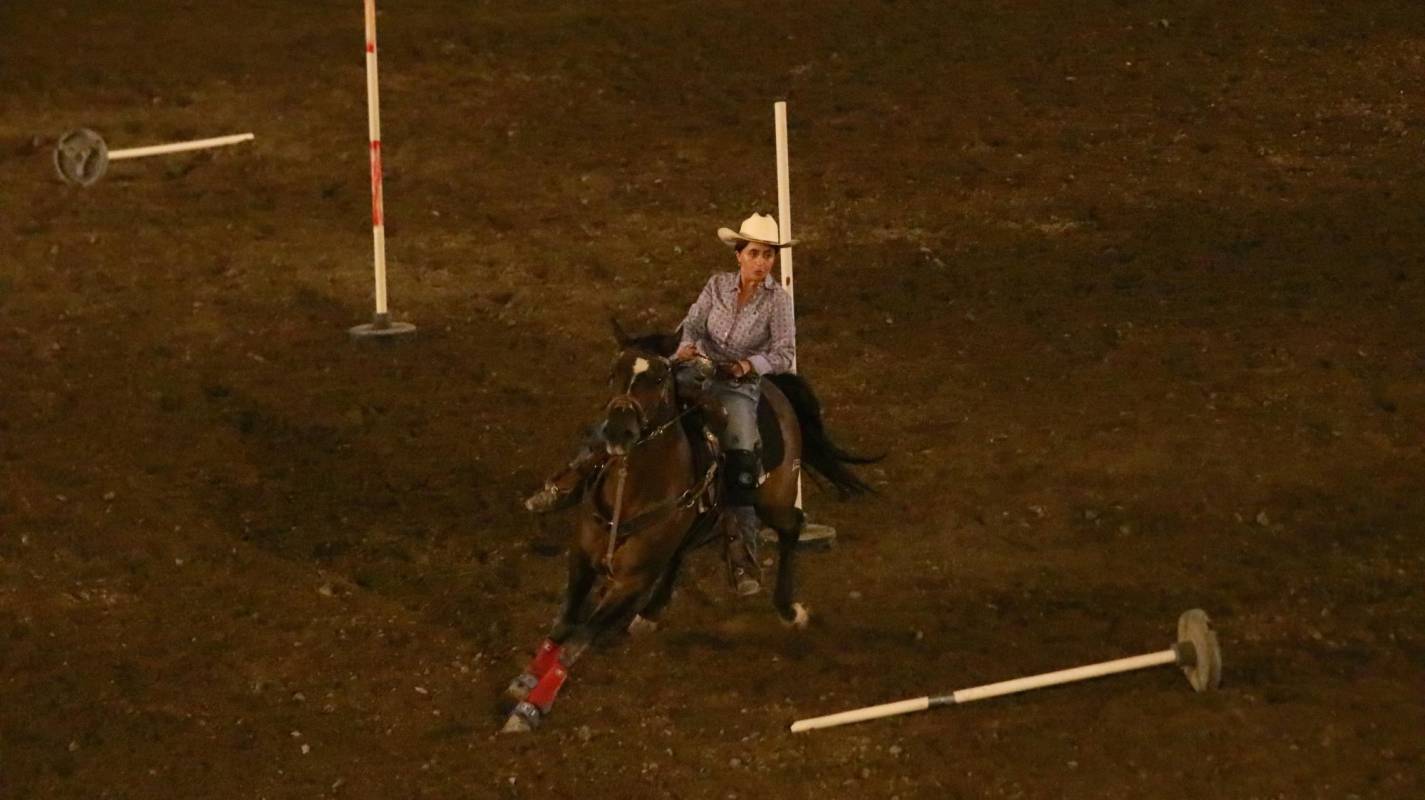 $!Andrea Delgado tuvo dos castigos por haber tirado dos de los polos.