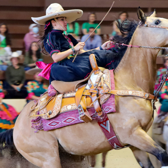 El papá de Rebeca ha sido socio de la Asociación Metropolitana de Charros durante más de 20 años.