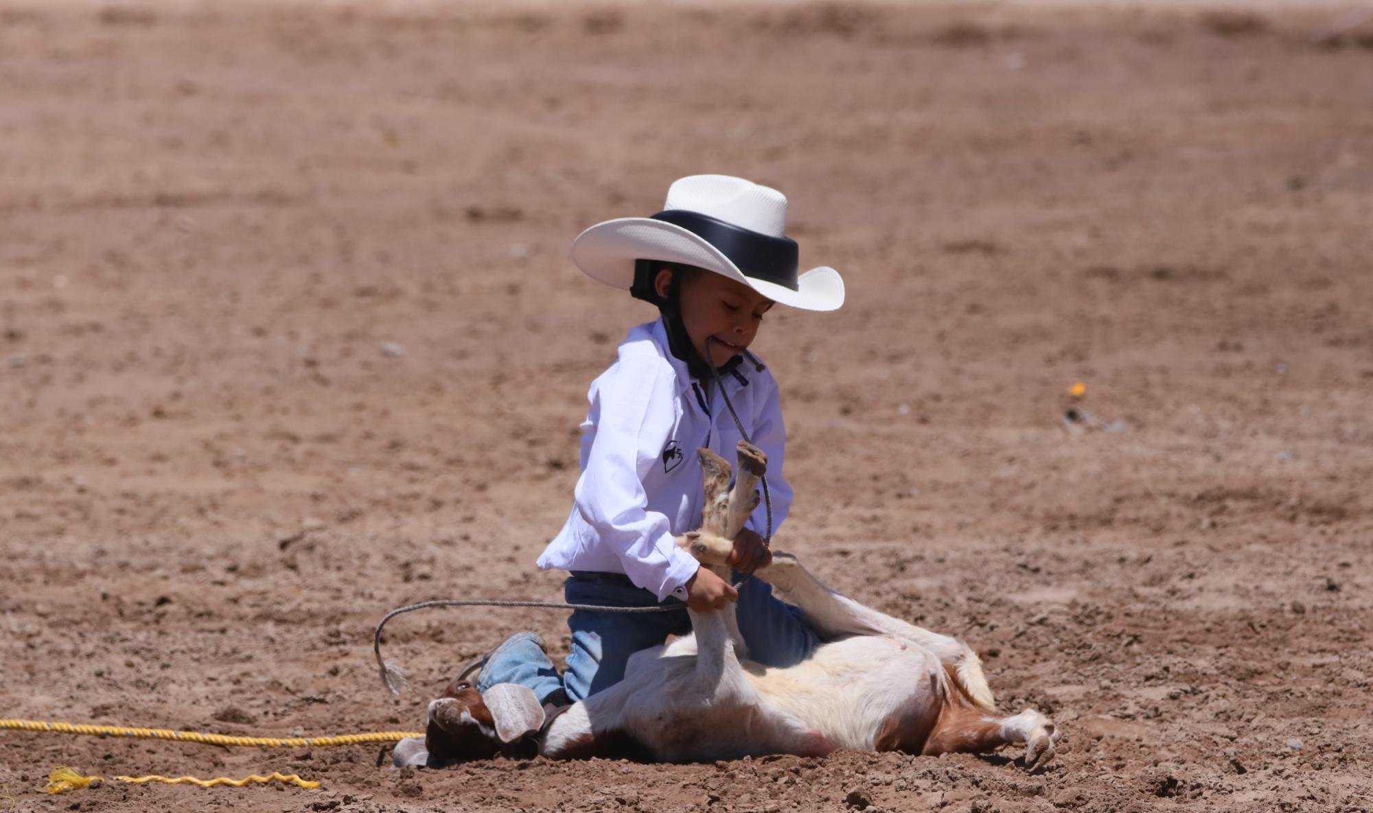 $!Vaqueras toman el protagonismo en Rodeo Artega Ribeye Fest 2024