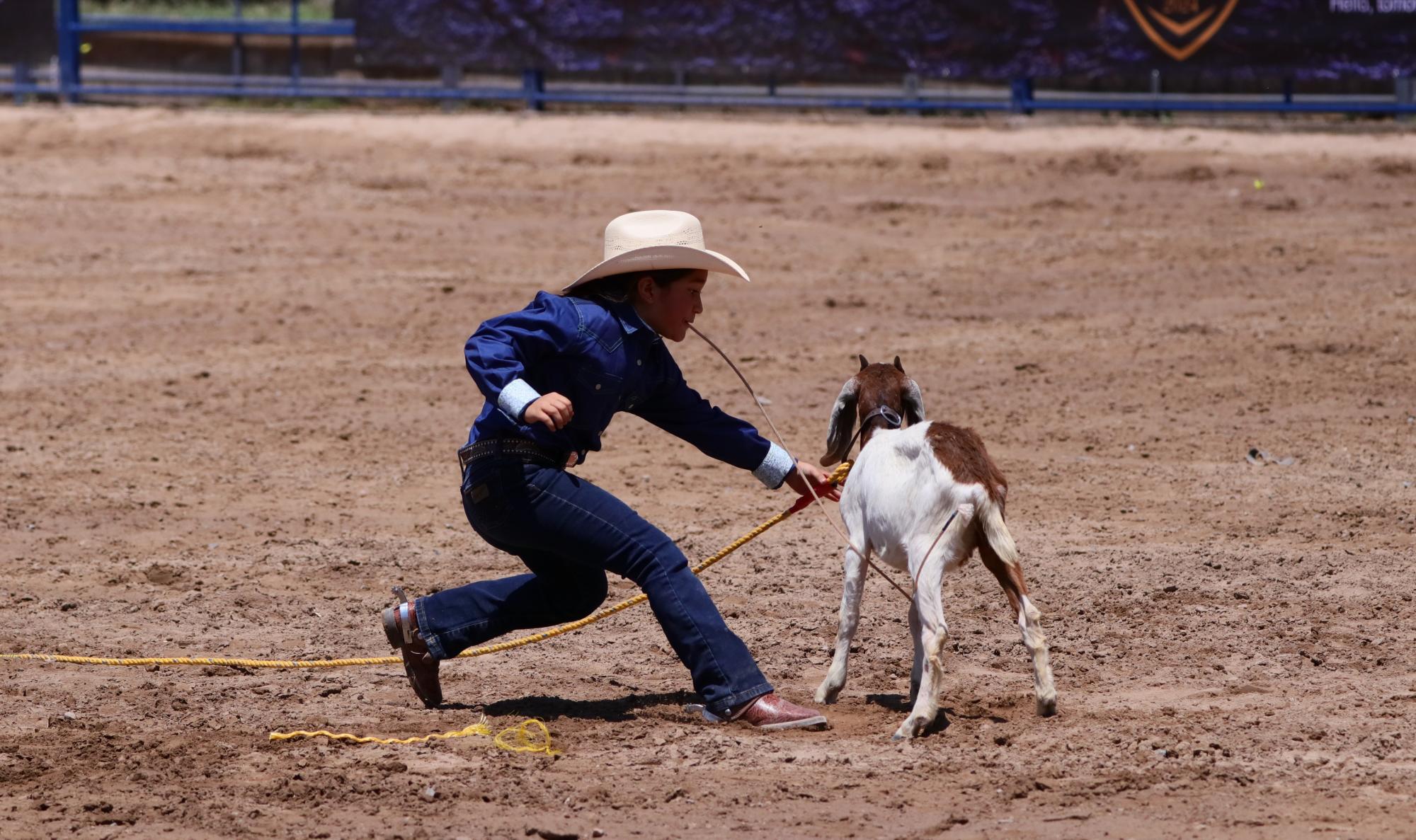 $!Vaqueras toman el protagonismo en Rodeo Artega Ribeye Fest 2024