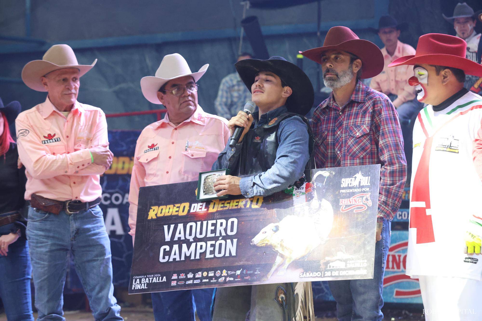 $!Rodeo del Desierto tiene campeón indiscutible: el regiomontano Edgar Salazar conquista a Catbird