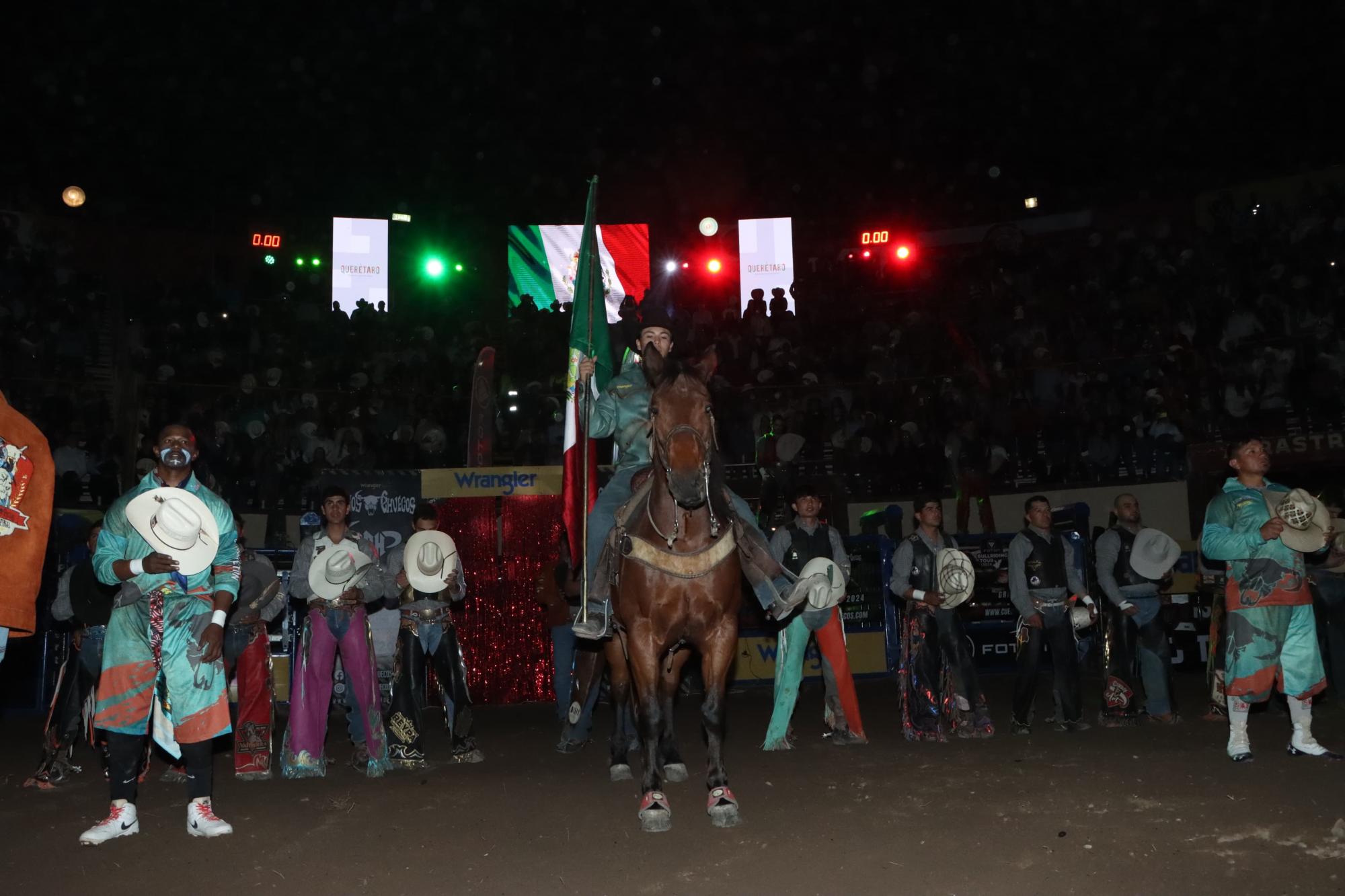 $!Cuernos Chuecos consigue nuevo tricampeón en Saltillo: Alfredo Ruvalcaba cierra año lleno de éxitos