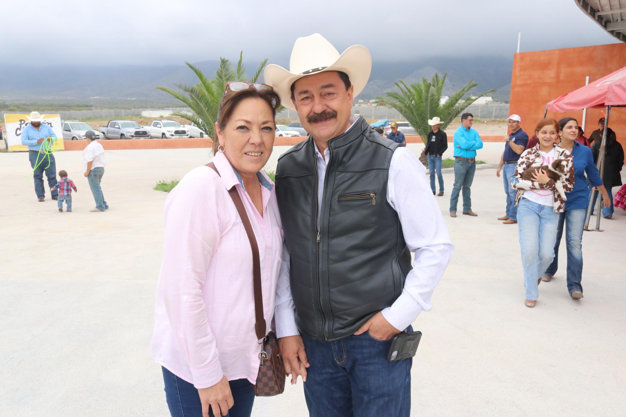 $!Elia Almanza y Jesús Galaviz.