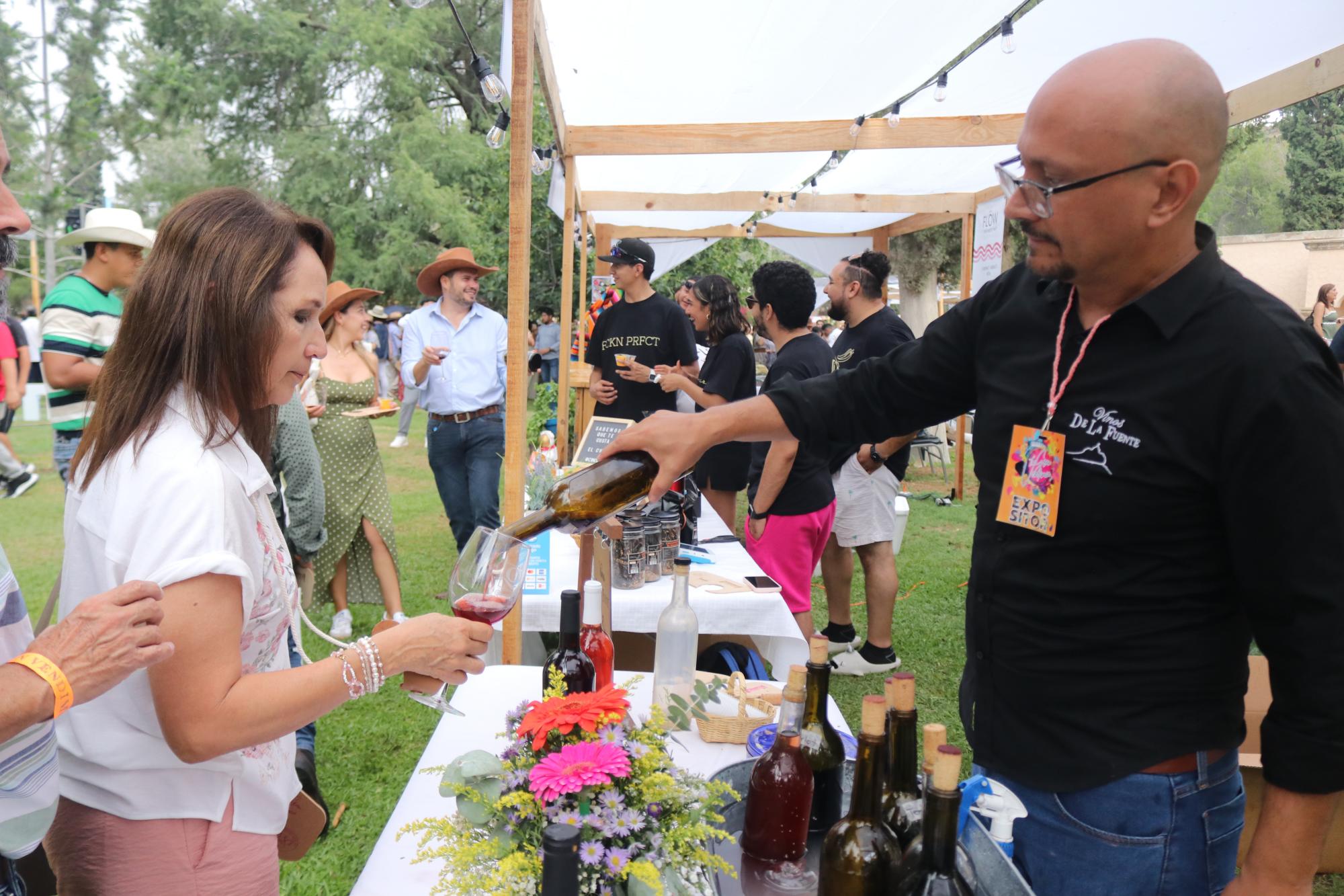 $!Revive ‘La Gran Vendimia’: así se vivió la inauguración de un mes lleno de vino y cultura en Parras