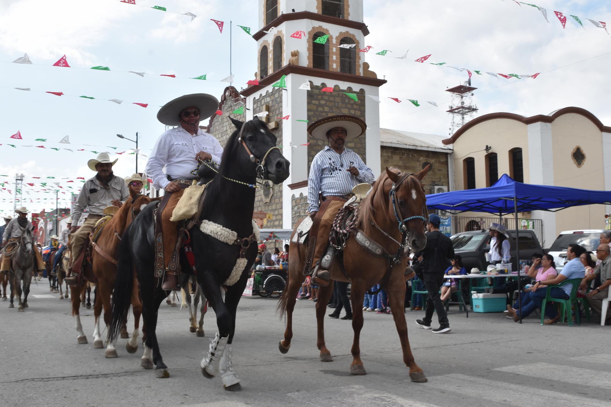 $!La Gran Cabalgata de Sabinas; más de tres décadas de tradición