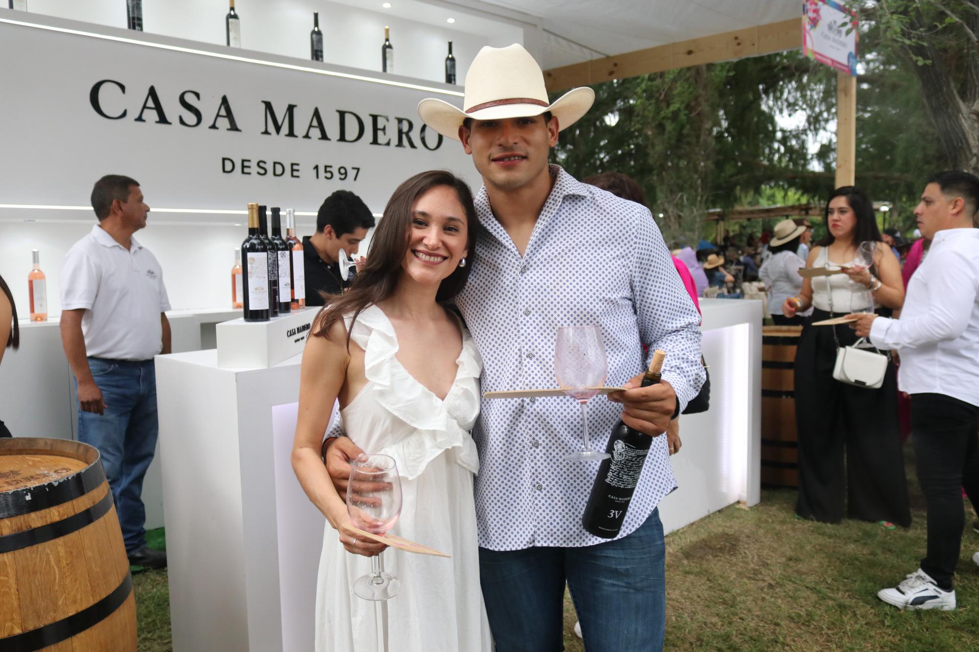 $!Revive ‘La Gran Vendimia’: así se vivió la inauguración de un mes lleno de vino y cultura en Parras