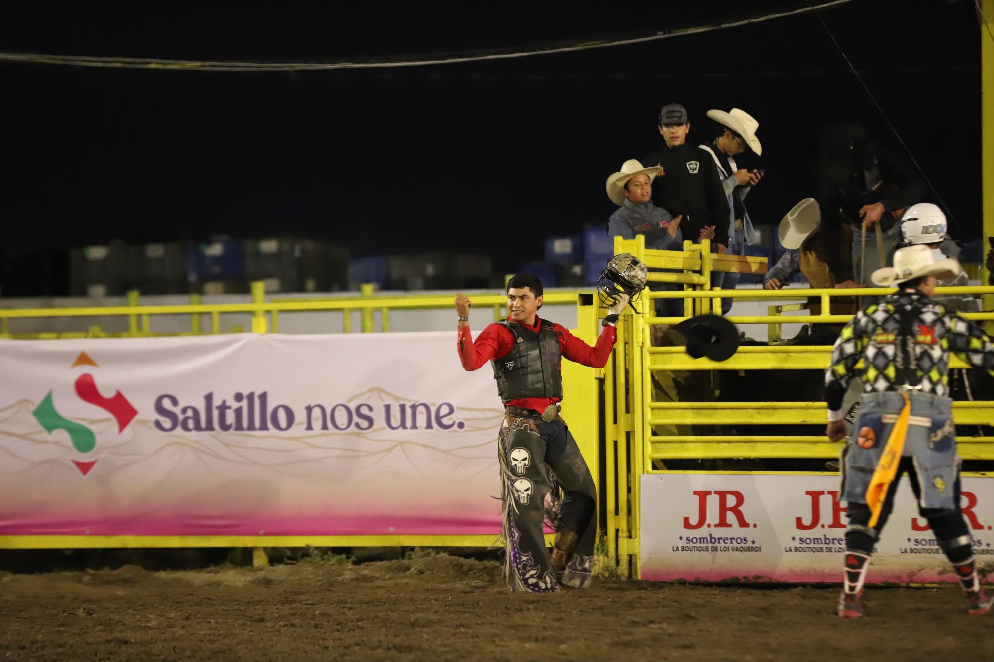 $!Superbull Internacional 2024, corona a dos vaqueros: México y Brasil se llevan la hebilla