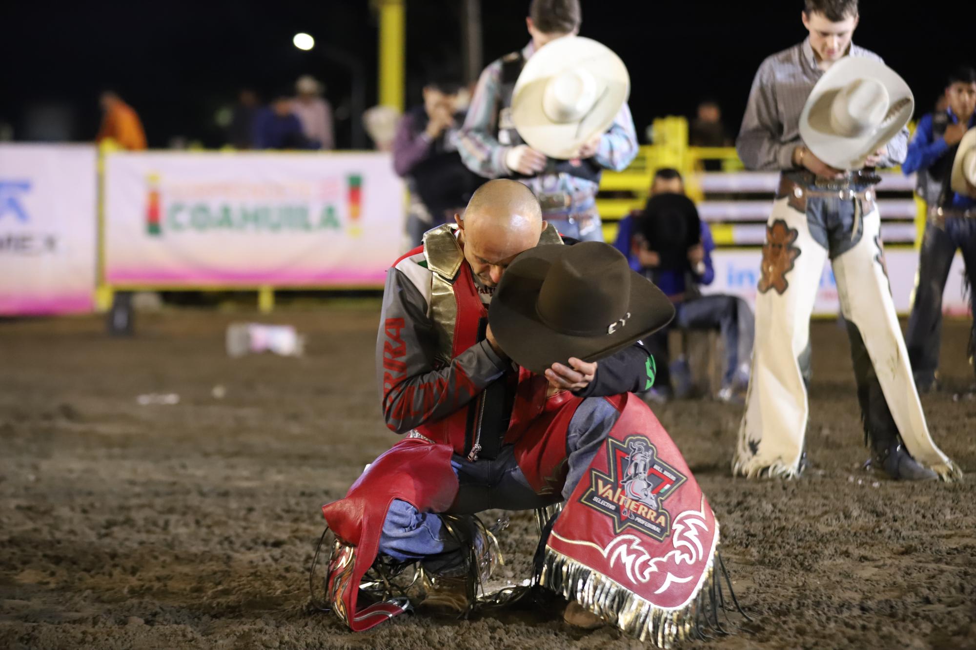 $!Superbull Internacional 2024, corona a dos vaqueros: México y Brasil se llevan la hebilla