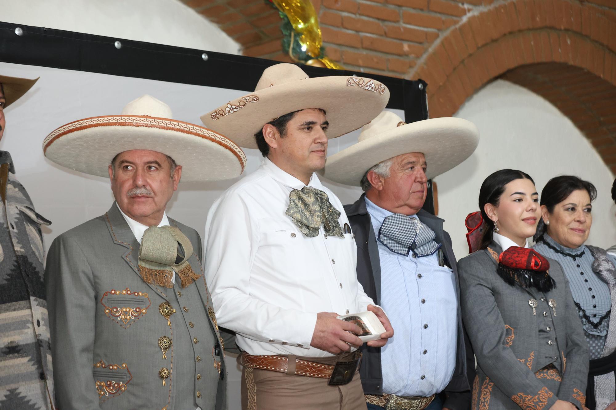 $!Unión de Asociaciones de Charros del Estado de Coahuila cierra el año con reconocimientos y una gran fiesta