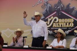 El alcalde de la ciudad, José María Fraustro Siller encabezó la conferencia de prensa.