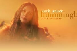 Carly Pearce saldrá a la carretera para promover su álbum ‘Hummingbird’, con una gira que comenzará en octubre.