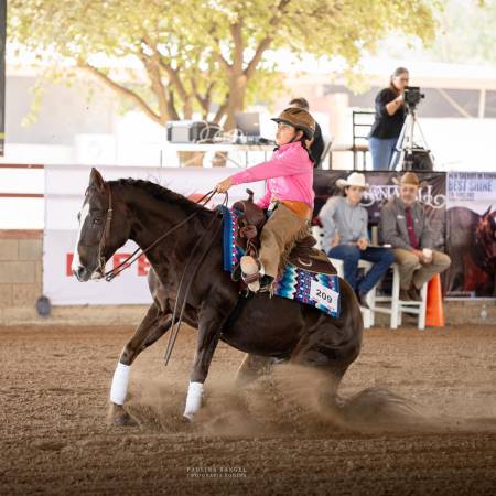 Loretta Ramírez participará en el Mundial de Reining en Oklahoma en las categorías 10 y menores y 13 y menores.