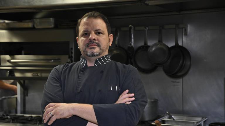 Jesús Roberto Navarro, un chef que transporta la cultura del asado por todo el país