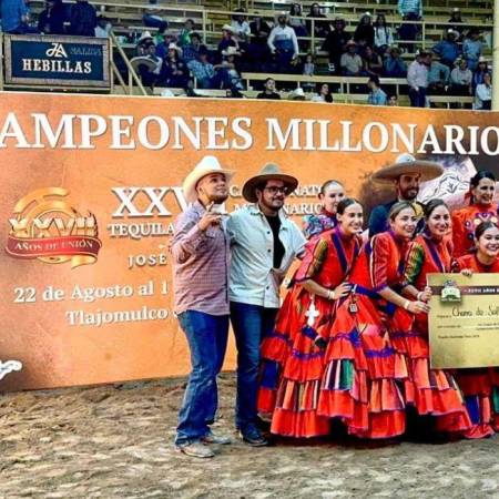 Las escaramuzas se hicieron acreedoras a un premio de $367,500.00 pesos al ganar el primer lugar de la contienda.